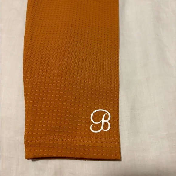 Bombshell Sportswear Leggings - Picture 2 of 3